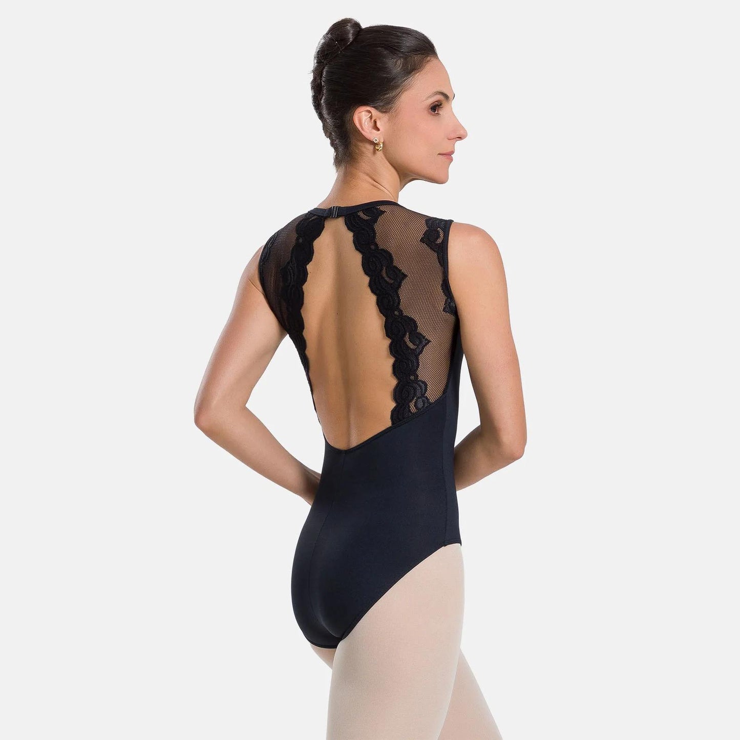 SL244 Ivonne